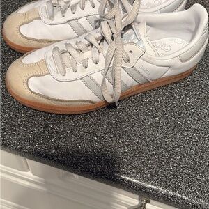 Samba Adidas White